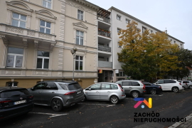 Lokal użytkowy pow. 53,5 m2 Plac Bohaterów